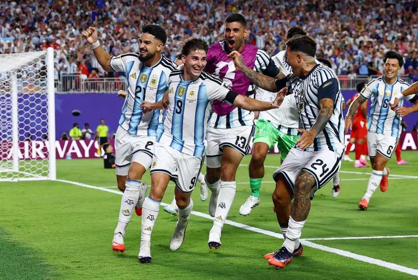 نجم الأرجنتين يثير الشكوك حول استمراره مع التانجو بعد نهائي كأس العالم