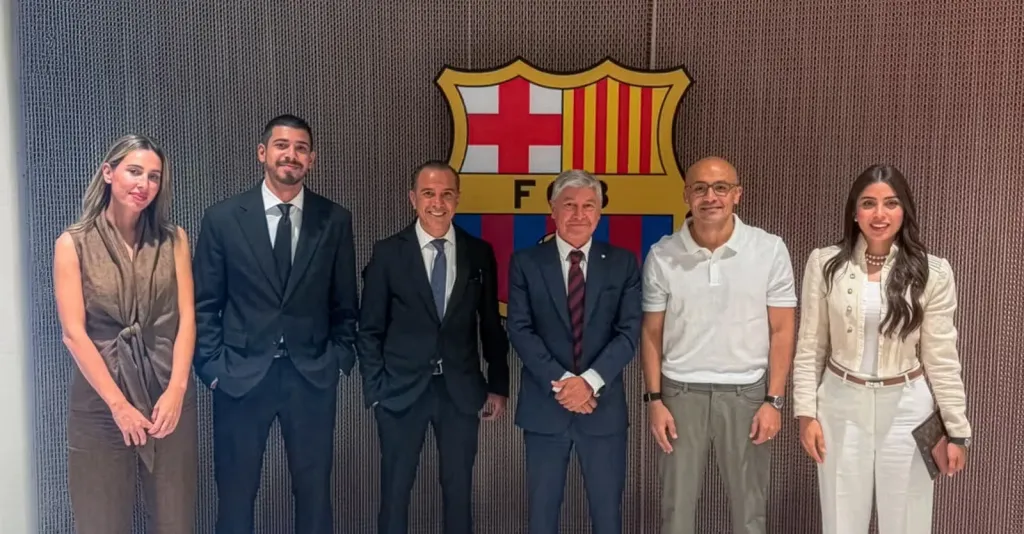 الأهلي وبرشلونة