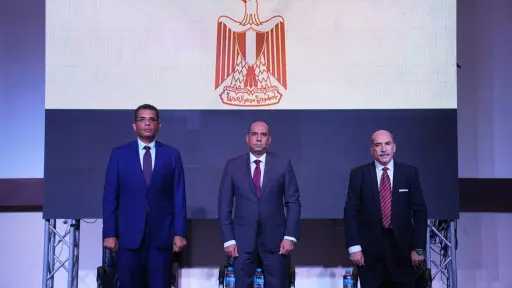 وزير العمل ومحافظ البحر الأحمر يفتتحان ملتقى السلامة والصحة المهنية بالغردقة