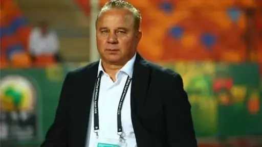 مفاجأة.. اتجاه داخل اتحاد الكرة لإسناد مهمة تدريب... مفاجأة.. اتجاه داخل اتحاد الكرة لإسناد مهمة تدريب المنتخب الأوليمبي إلى شوقي غريب