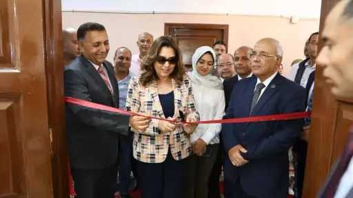 وزيرة التنمية المحلية والبيئة ومحافظ القليوبية يفتتحان المركز التكنولوجي الجديد بالوحدة المحلية بأجهور الكبرى