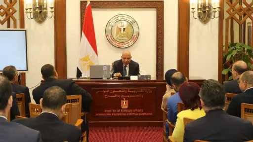 وزير الكهرباء يلتقي برؤساء البعثات الدبلوماسية والقنصلية بالخارج... وزير الكهرباء يلتقي برؤساء البعثات الدبلوماسية والقنصلية بالخارج ويطرح مجالات العمل المشترك