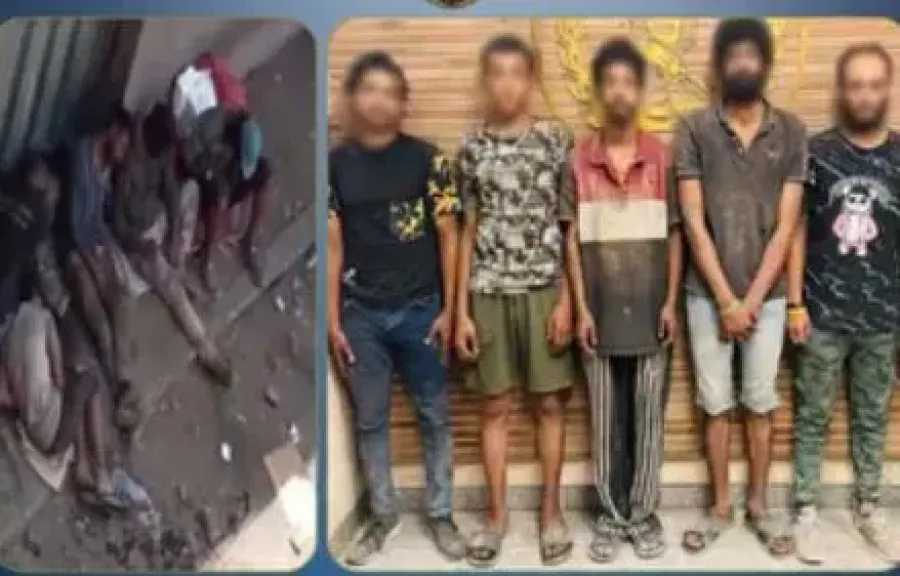 ضبط 5 عاطلين بالقليوبية بعد ظهورهم في فيديو متداول لافتراش الرصيف.. اعترفوا بتعاطي ”الكُلة”