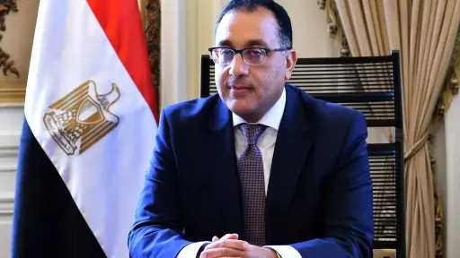 مجلس الوزراء يعقد اجتماعه الأسبوعي ويبحث عددًا من... مجلس الوزراء يعقد اجتماعه الأسبوعي ويبحث عددًا من الموضوعات المهمة