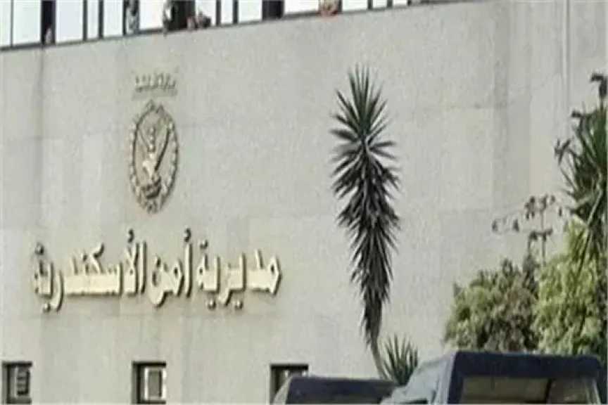 ضبط قائدي سيارتين استعرضا على طريق بالإسكندرية احتفالًا بزفاف