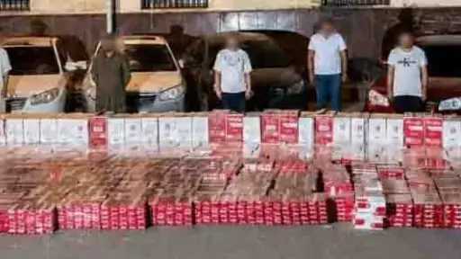 ضبط تشكيل عصابي بالإسكندرية بحوزته 100 ألف عبوة... ضبط تشكيل عصابي بالإسكندرية بحوزته 100 ألف عبوة سجائر مهربة قبل بيعها بأسعار أعلى من المقررة