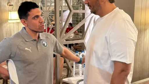 رئيس بيراميدز يدعم محمد حمدي ويؤكد انتظاره للعودة للملاعب