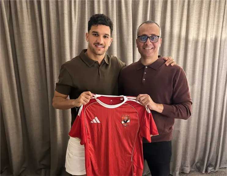عاجل|  الأهلي يعلن انضمام منصف بقرار إلى معسكر الفريق في إسبانيا