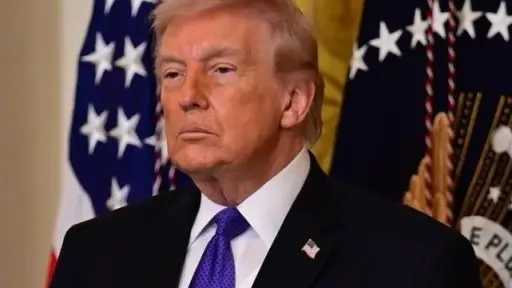 ترامب يهدد مجلس الشيوخ بإبقاء القائم بأعمال وزير... ترامب يهدد مجلس الشيوخ بإبقاء القائم بأعمال وزير العدل في منصبه