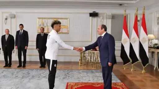 إمام عاشور يغلق ملف الاحتراف ويجدد عقده مع الأهلي بـ 200 مليون جنيه