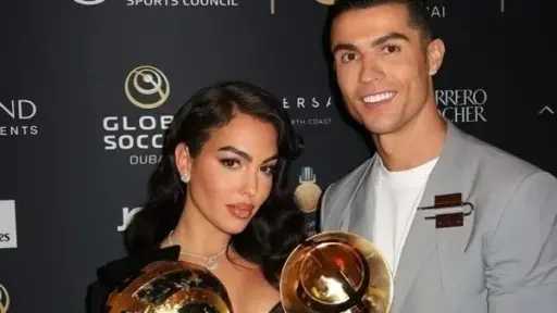 رونالدو يفاجئ العالم.. موعد زفافه من جورجينا يتحدد... رونالدو يفاجئ العالم.. موعد زفافه من جورجينا يتحدد رسميًا