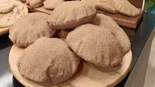 طريقة عمل خبز الحبة الكاملة طريقة عمل خبز الحبة الكاملة