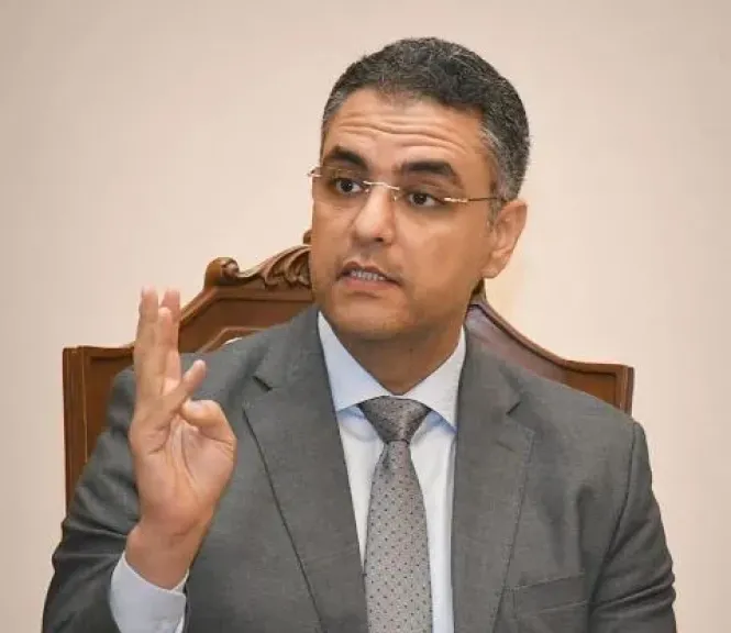 الدكتور أسامة رسلان