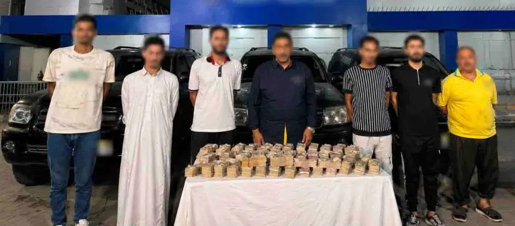 المتهمين 