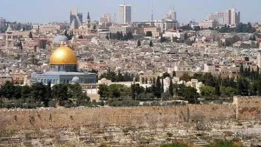 محافظة القدس تدعو لتحرك دولي عاجل لوقف الانتهاكات... محافظة القدس تدعو لتحرك دولي عاجل لوقف الانتهاكات الإسرائيلية في مخيم قلنديا