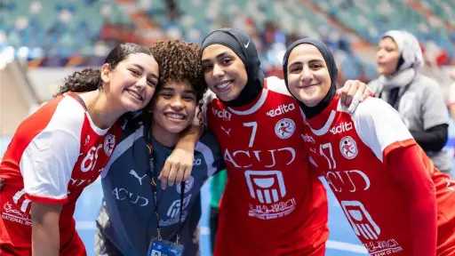 إنجاز تاريخي لمنتخب مصر للناشئات.. الفراعنة يتأهلون لنصف... إنجاز تاريخي لمنتخب مصر للناشئات.. الفراعنة يتأهلون لنصف نهائي كأس العالم لكرة اليد بعد الفوز على الصين