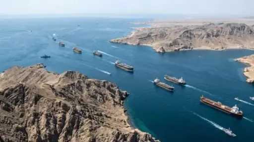 البرلمان الإيراني يدرس منع سفن أمريكا وإسرائيل من... البرلمان الإيراني يدرس منع سفن أمريكا وإسرائيل من دخول مضيق هرمز