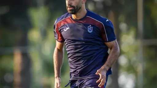كواليس أول ظهور لمحمد صلاح مع طرابزون.. ممر... كواليس أول ظهور لمحمد صلاح مع طرابزون.. ممر شرفي ورسالة خاصة من فاتح تيكي