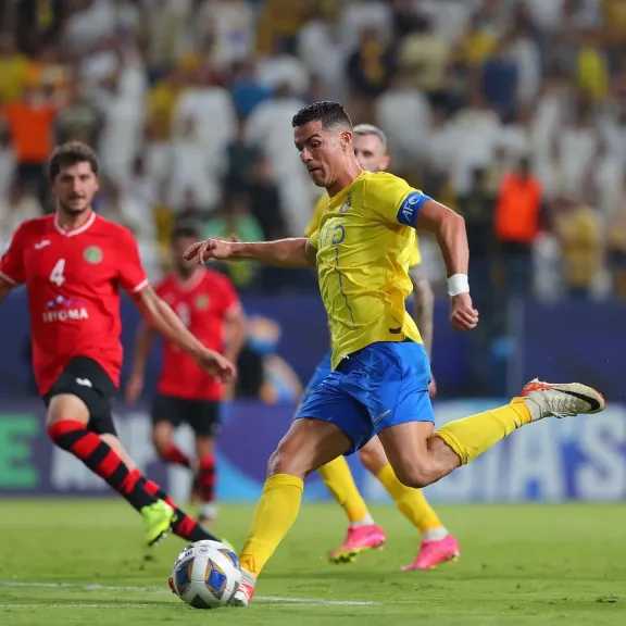 متى يعود كريستيانو رونالدو؟.. قائد النصر يواصل إجازته قبل انطلاق الموسم