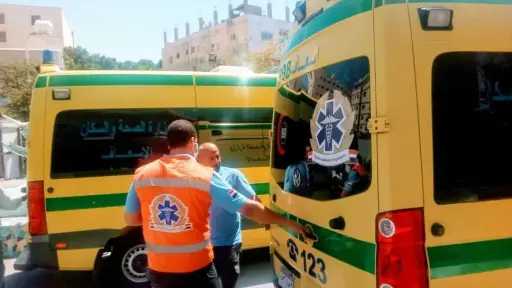 إنقاذ شخص بعد تعرضه للغرق أمام شاطئ 1... إنقاذ شخص بعد تعرضه للغرق أمام شاطئ 1 بمدينة جمصة
