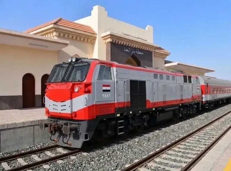 السكة الحديد: 4 رحلات قطار يوميا بعربات تحيا مصر خدمة نقل متميزة لمواطني شمال سيناء