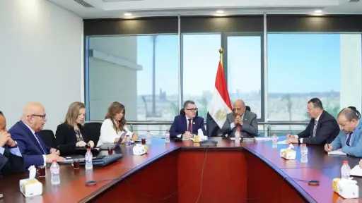 وزيرا الكهرباء والتخطيط يبحثان خطة الاستثمارات العامة وتوفير التمويلات المبتكرة لمشروعات الطاقة