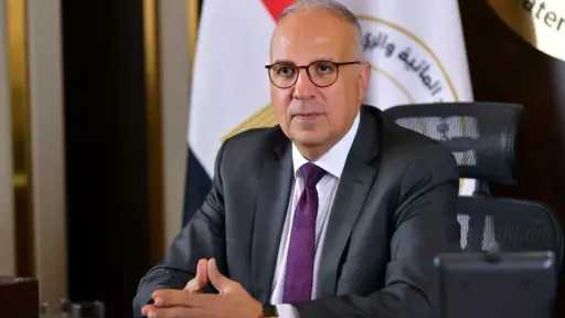 وزير الري يتابع تنفيذ المرحلة الثالثة من مشروع... وزير الري يتابع تنفيذ المرحلة الثالثة من مشروع تأهيل قناطر إدفينا على نهر النيل