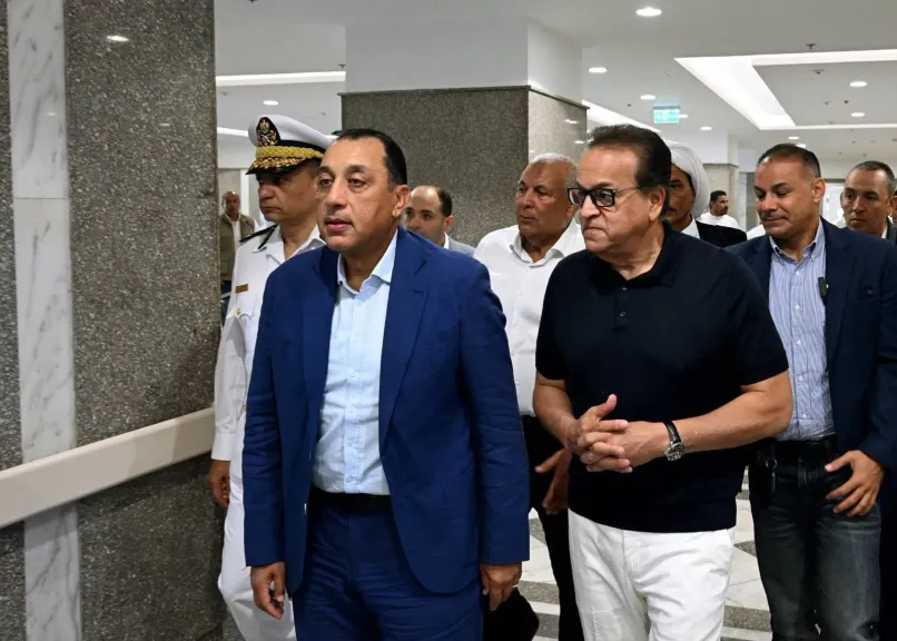 جانب من جولة رئيس الوزراء