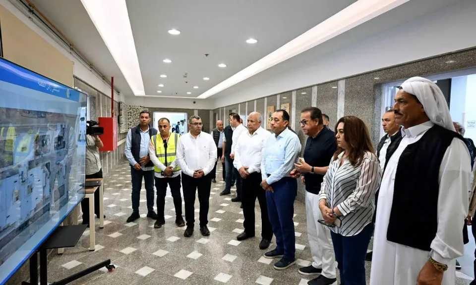 وزير الصحة يستعرض مشروعات البنية التحتية بالقطاع الصحي بمستشفيات منطقة الساحل الشمالي