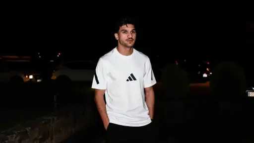 شاهد بالصور.. الأهلي يُعلن وصول منصف بقرار إلى... شاهد بالصور.. الأهلي يُعلن وصول منصف بقرار إلى معسكر إسبانيا