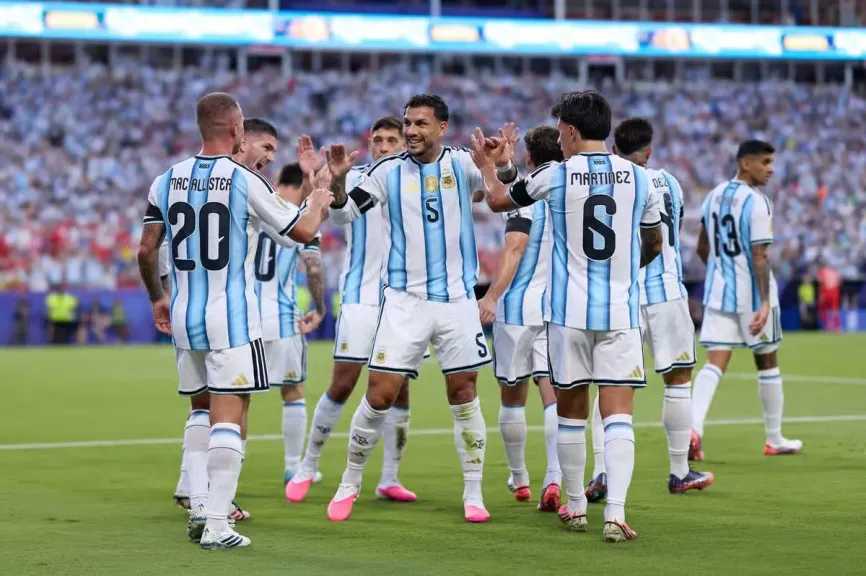 طرابزون سبور يتحرك لضم نجم منتخب الأرجنتين بعد التعاقد مع محمد صلاح