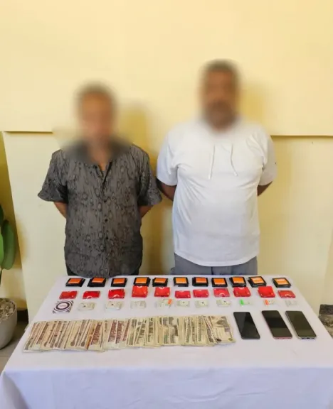 المتهمين 