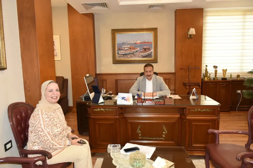 محافظ بورسعيد يستقبل النائبة الدكتورة أمل عصفور عضو مجلس النواب