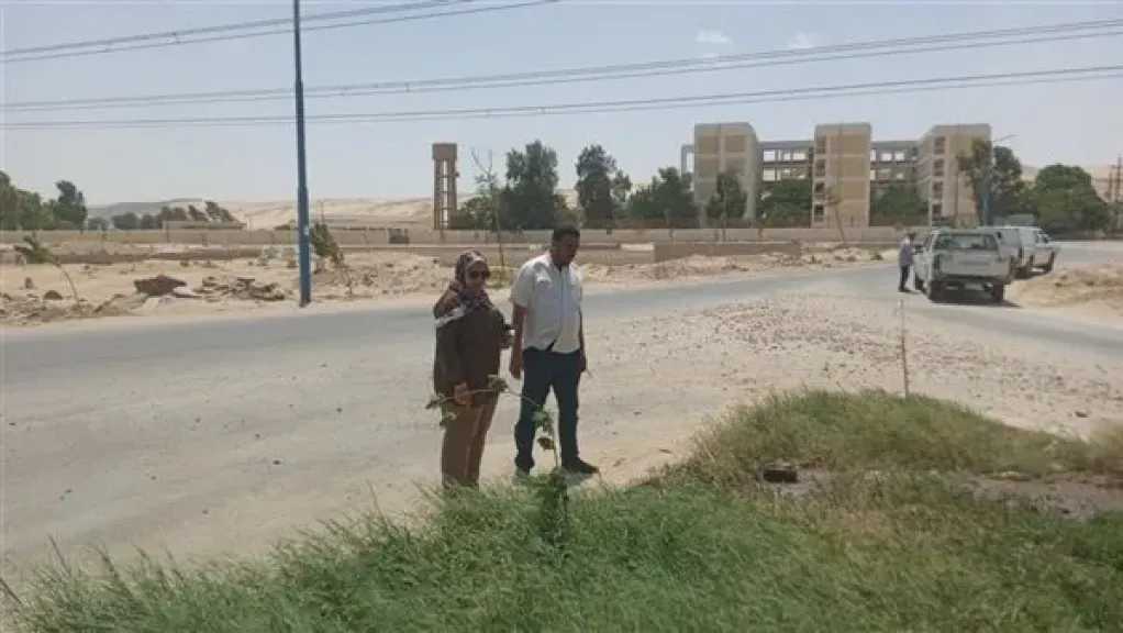 محافظ أسيوط: استمرار تطوير الطرق المؤدية إلى الدير المحرق وآثار مير بالقوصية