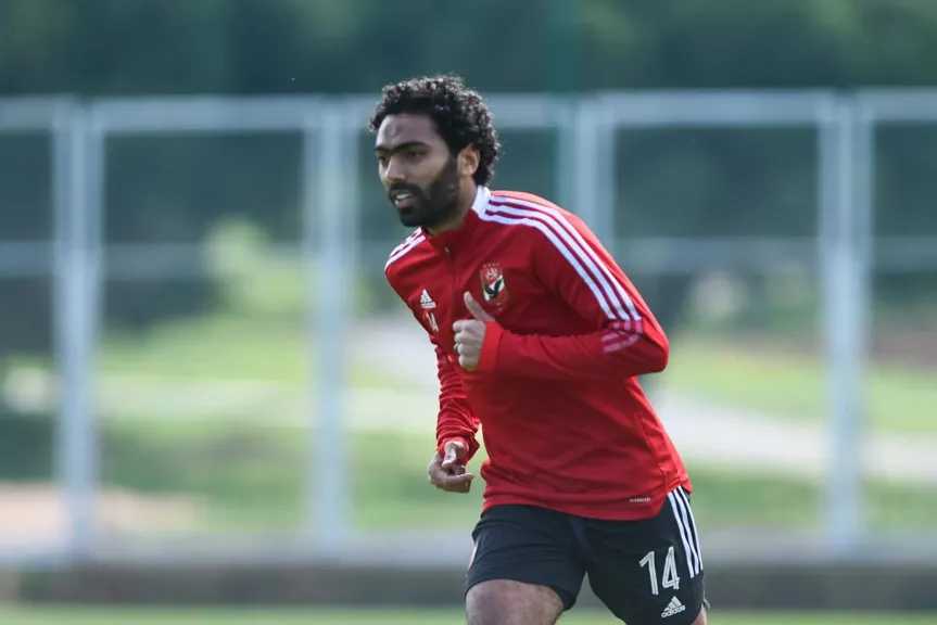 حسين الشحات: «الموسم الماضي انتهى.. وهدفنا تعويض جماهير الأهلي بالبطولات»