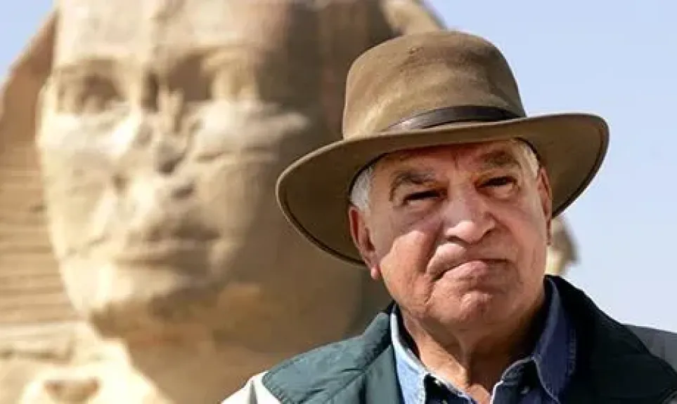 زاهي حواس