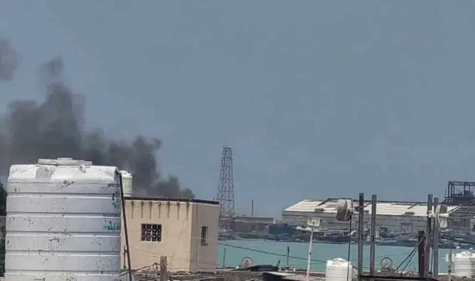 اليمن.. قصف الحوثيين يوقف ميناء المخا وخسائر بـ16 مليون دولار
