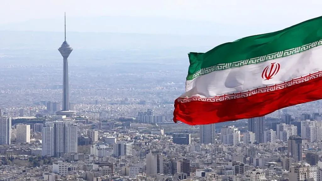 علم إيران