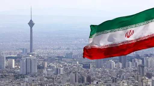 إيران تطالب قطر بدخول فريق للتحقيق في مصير... إيران تطالب قطر بدخول فريق للتحقيق في مصير 3 طيارين