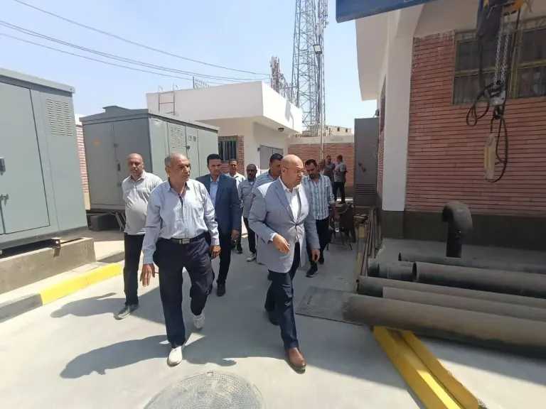 نائب محافظ الجيزة يتابع معدلات التنفيذ بمشروع الصرف الصحي بزاوية دهشور بمركز البدرشين