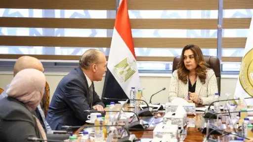 وزيرة التنمية المحلية والبيئة تتابع الموقف التنفيذي لمشروع... وزيرة التنمية المحلية والبيئة تتابع الموقف التنفيذي لمشروع تطهير مصرف كيتشنر بـ 87 مليون يورو