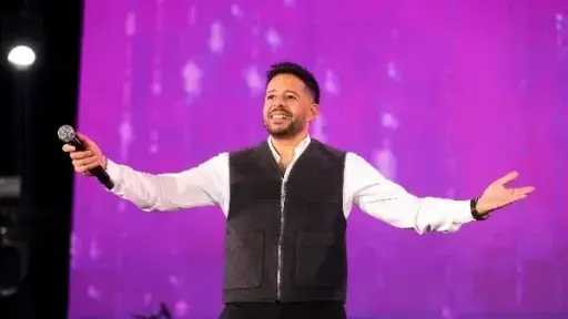 محمد حماقي يحيى حفلا غنائيا في هذا الموعد محمد حماقي يحيى حفلا غنائيا في هذا الموعد