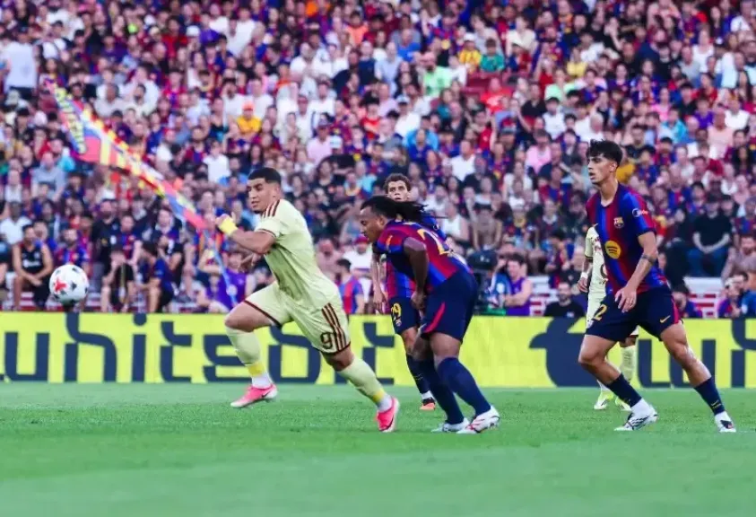 برشلونة