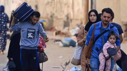 صلاح عبد العاطي: التهجير القسري للفلسطينيين يرتقي إلى... صلاح عبد العاطي: التهجير القسري للفلسطينيين يرتقي إلى جرائم حرب مكتملة الأركان