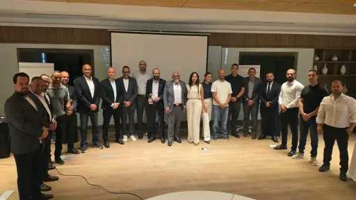 فولفو عز العرب تكرّم موزعيها المعتمدين وتستعرض خطتها... فولفو عز العرب تكرّم موزعيها المعتمدين وتستعرض خطتها المستقبلية لعام 2027