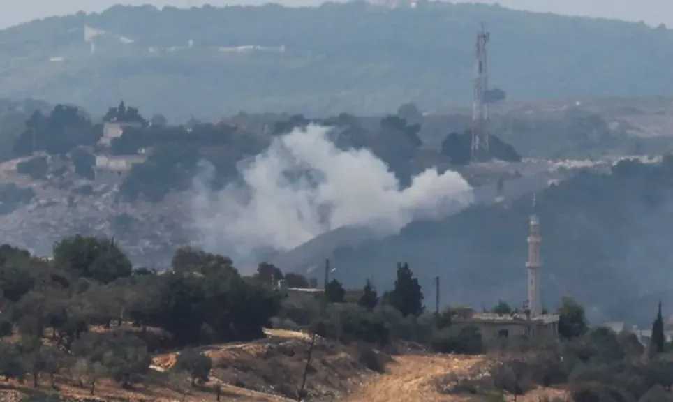 إسرائيل تقصف وتنفذ تفجيرات في مناطق عدة جنوبي لبنان