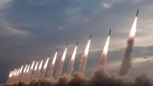 وزير الدولة البريطاني للشرق الأوسط: الهجمات الإيرانية على... وزير الدولة البريطاني للشرق الأوسط: الهجمات الإيرانية على دول الخليج مدمرة وأثرت على حياة المدنيين