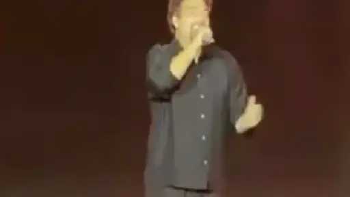 حميد الشاعري يختتم فقرته بحفل «ليلة التسعينيات» في... حميد الشاعري يختتم فقرته بحفل «ليلة التسعينيات» في «يلا ساحل» بـ«روح السمارة»