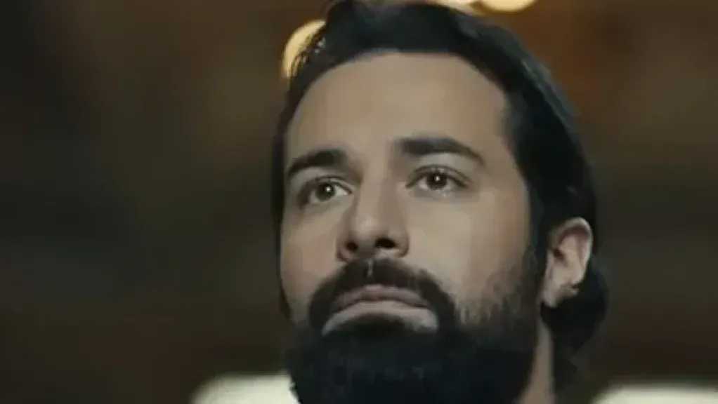 أحمد حاتم يكشف عن موعد عرض فيلم «ريد فلاج»