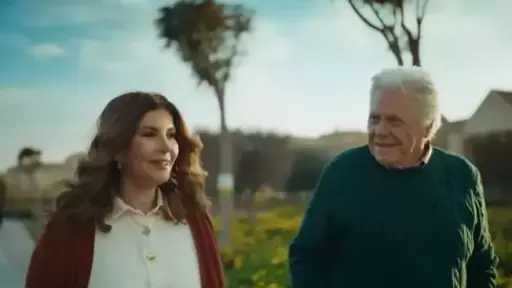 حسين فهمي وميرفت أمين يجتمعان في فيلم ”Check in”